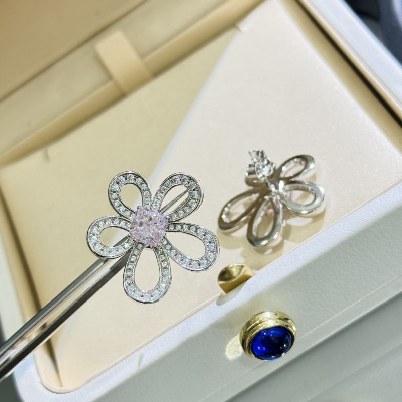 Vca Earrings